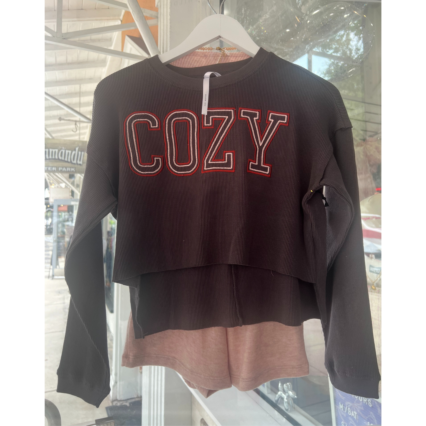 Cozy embroidery oversized l/s top