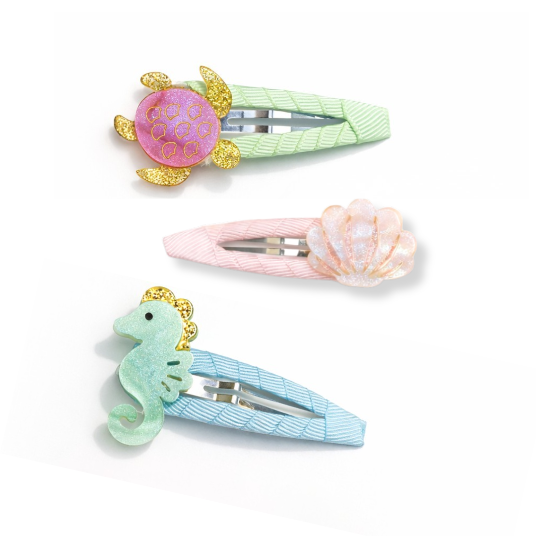Ocean friends snap clips