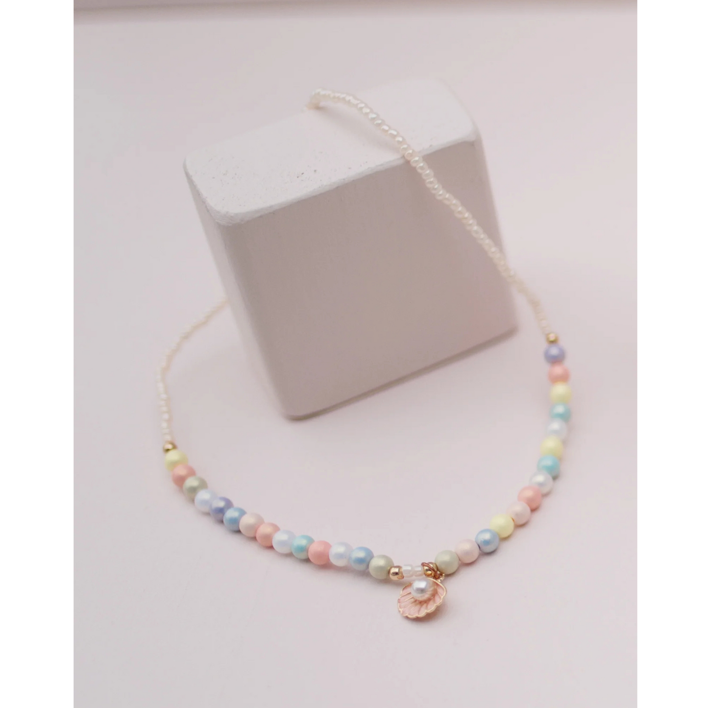 Boutique pastel shell necklace