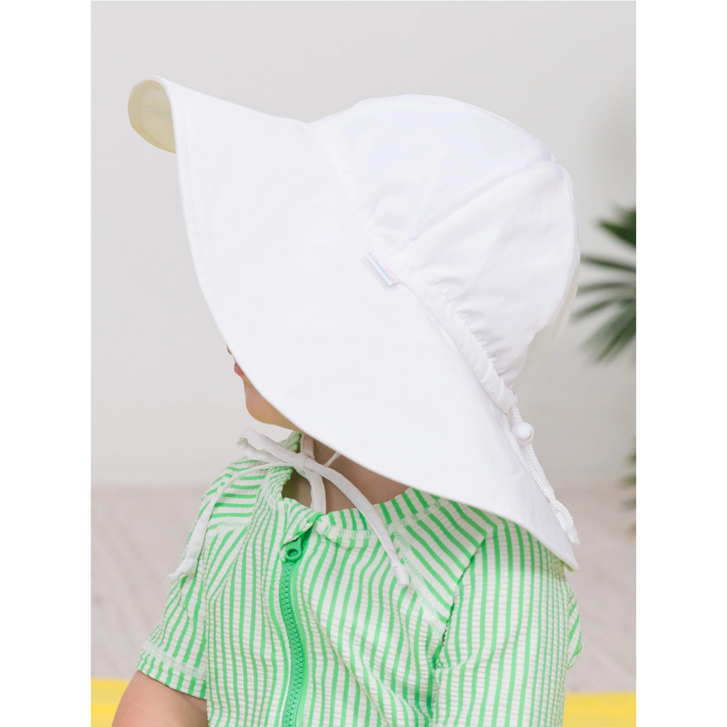 White sun protective hat
