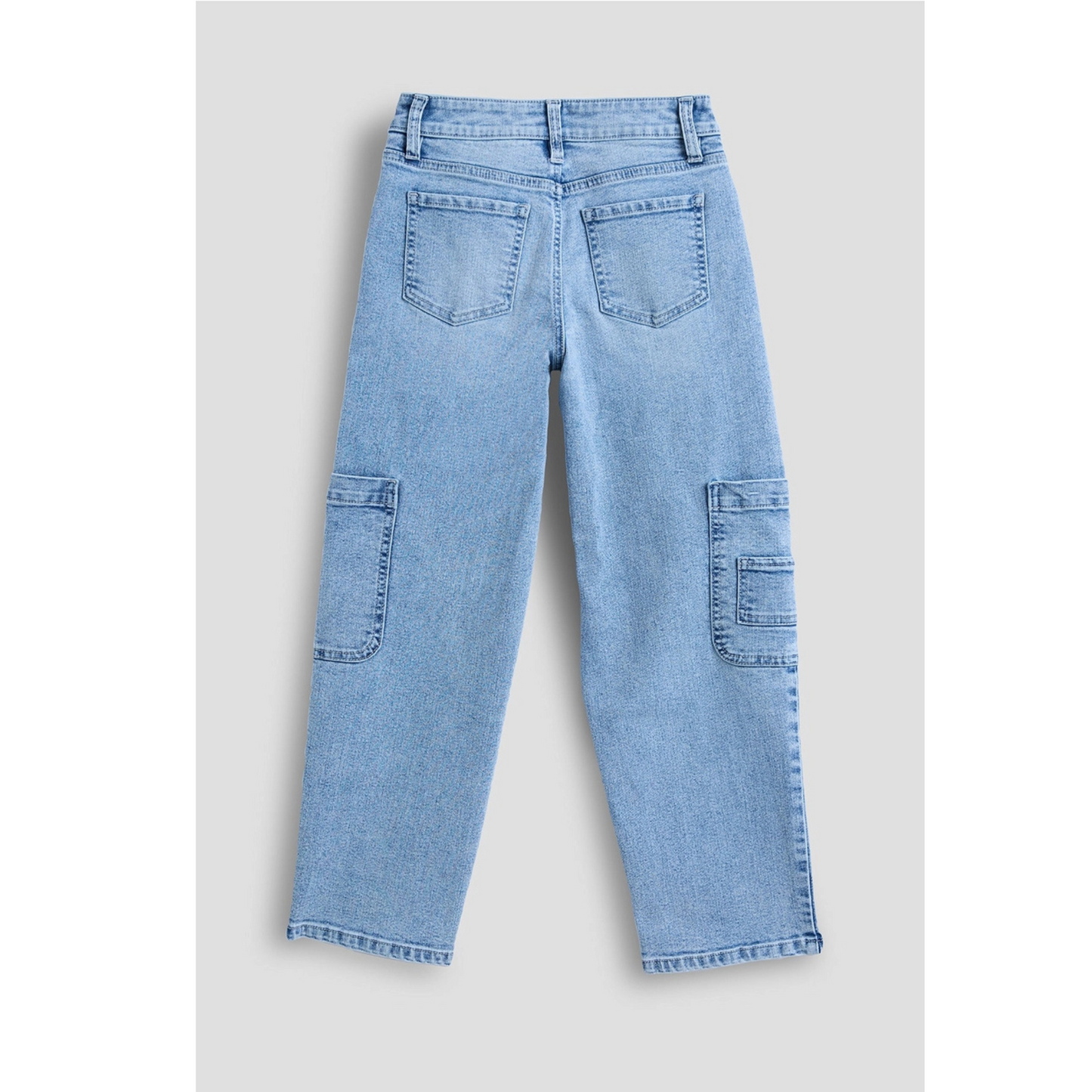 Barrel cargo jeans