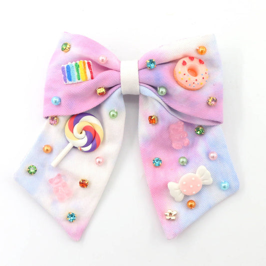 Sweet tooth bow