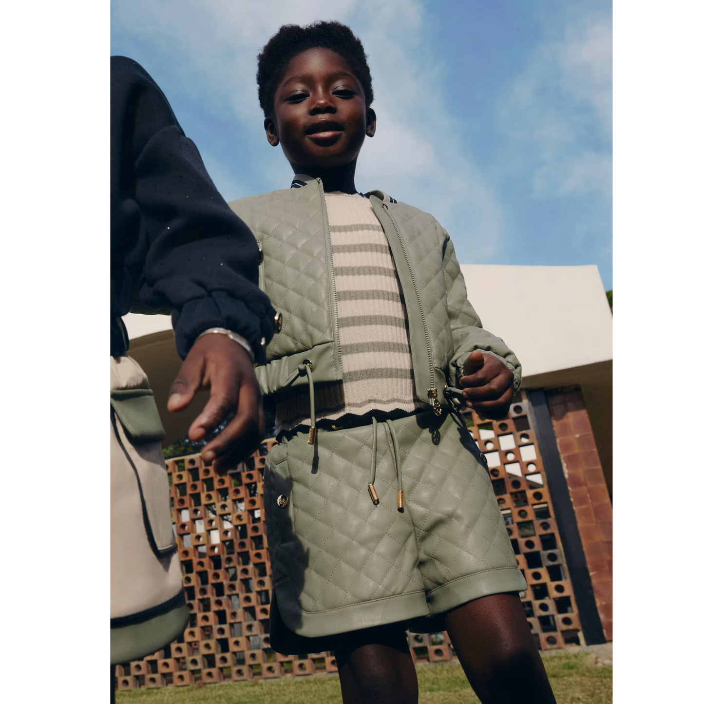 Cushioned faux leather shorts - bayleaf