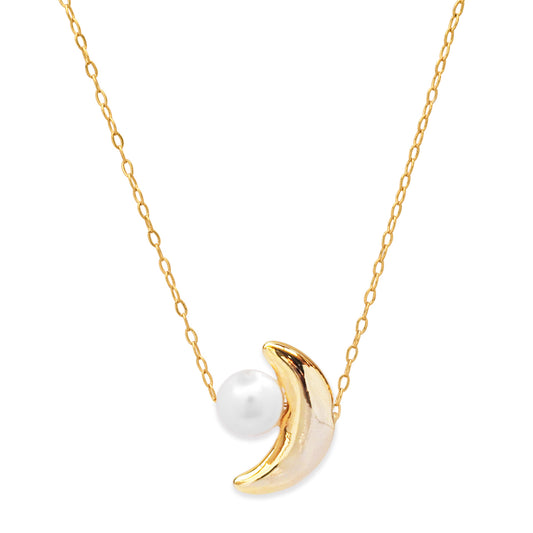 Pearl and moon pendant necklace