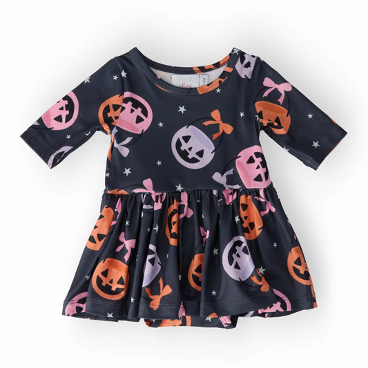 Sweet tooth 3/4 sleeve twirl bodysuit