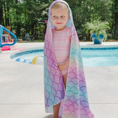 UPF 50+ beach towel w. hood - mermaid scales