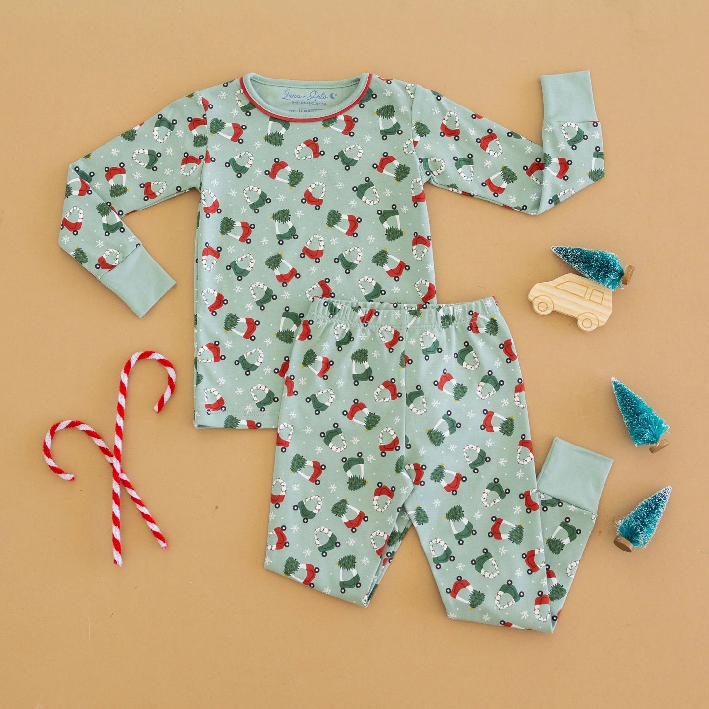 Deck the wheels l/s pjs