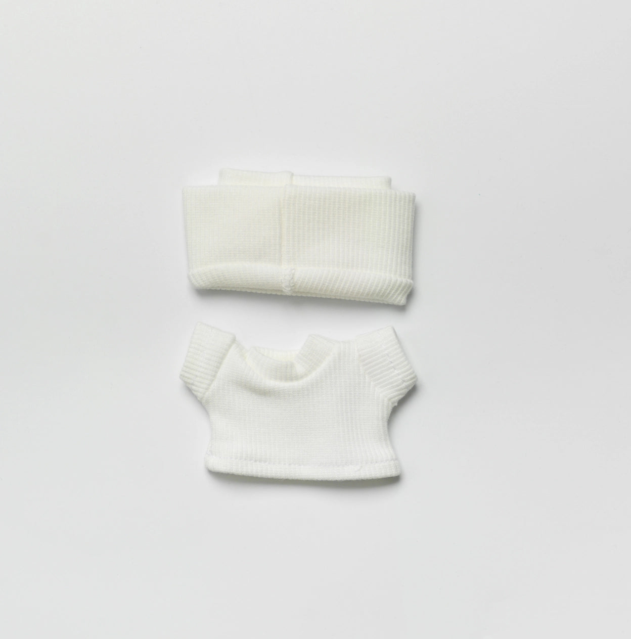 Luxurious labubu clothes - white