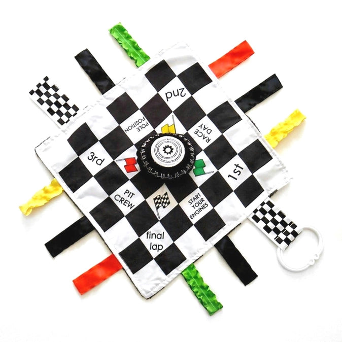 Racing flag tag sensory toy